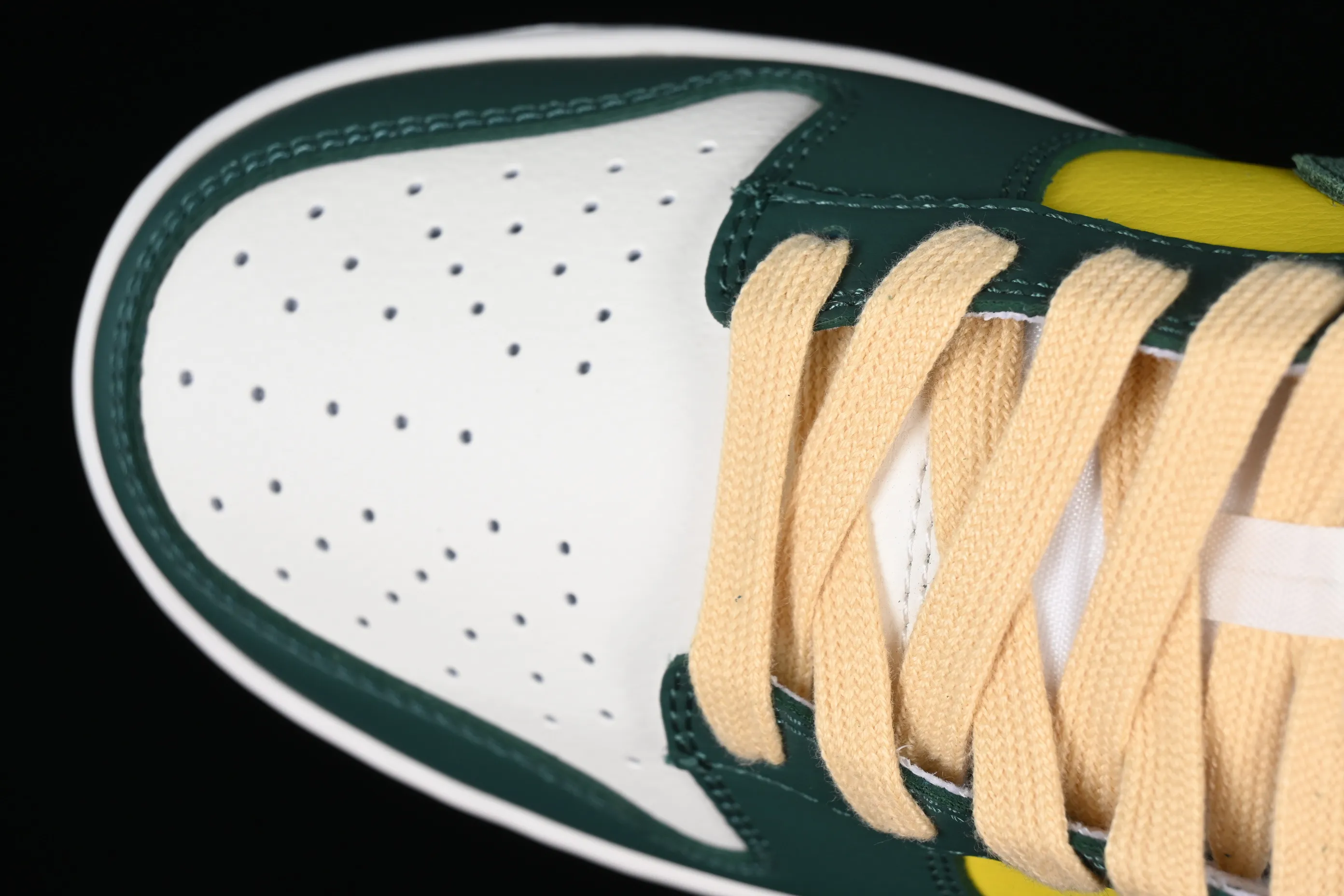 All Categories Nk SB Dunk Series Nk SB Dunk Low Low-top sneakers Nk Dunk Low SE "Noble Green" Classic Brazilian color SB low-top sports and leisure sneakers FD0350-133